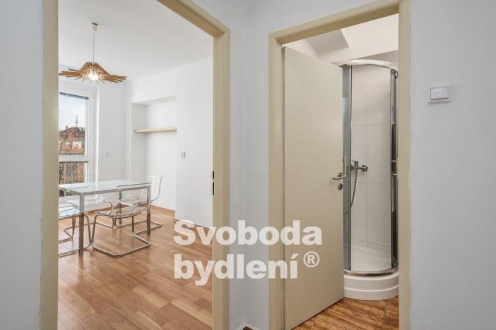 Pronájem bytu 2+kk, Praha - Střešovice, Za Hládkovem, 39 m2