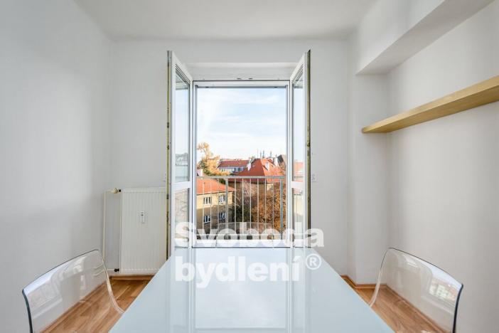 Pronájem bytu 2+kk, Praha - Střešovice, Za Hládkovem, 39 m2