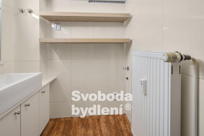 Pronájem bytu 2+kk, Praha - Střešovice, Za Hládkovem, 39 m2