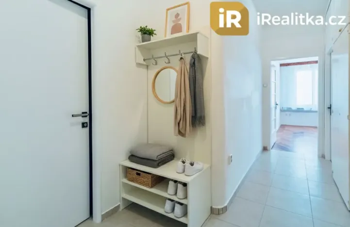 Prodej bytu 2+kk, Hradec Králové, Nerudova, 50 m2