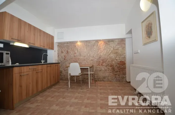 Prodej komerční nemovitosti, Praha - Žižkov, U božích bojovníků, 47 m2