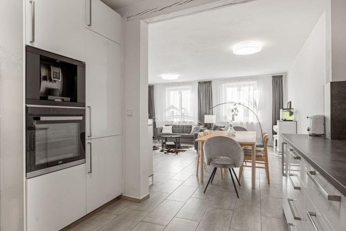 Prodej rodinného domu, Šimanov, 480 m2