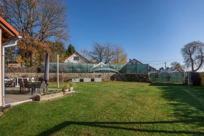 Prodej rodinného domu, Šimanov, 480 m2