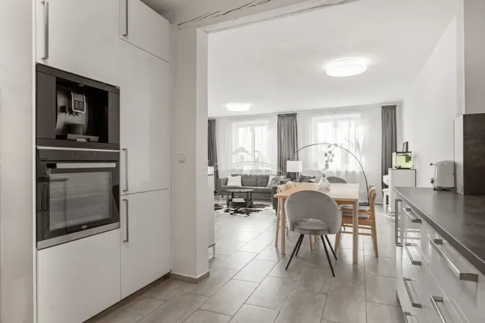 Prodej rodinného domu, Šimanov, 480 m2