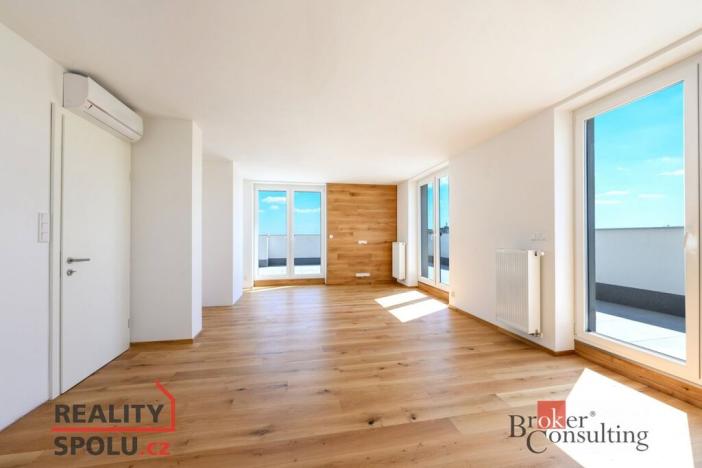 Prodej bytu 3+kk, Plzeň - Skvrňany, Františka Kováříka, 197 m2