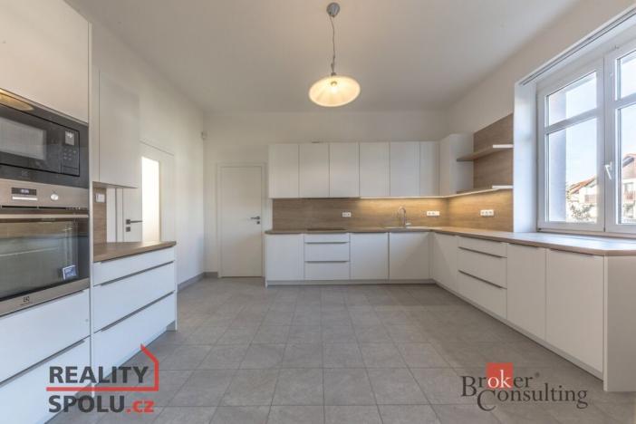 Pronájem vily, Praha - Zbraslav, Romana Blahníka, 255 m2