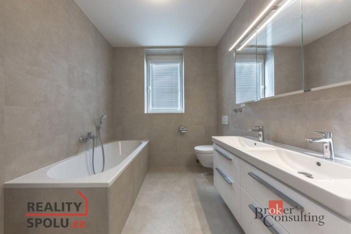 Pronájem vily, Praha - Zbraslav, Romana Blahníka, 255 m2