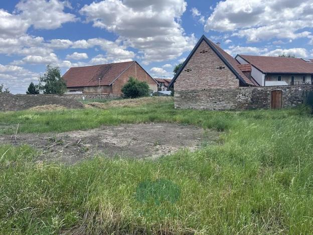 Prodej pozemku pro bydlení, Tursko, 654 m2