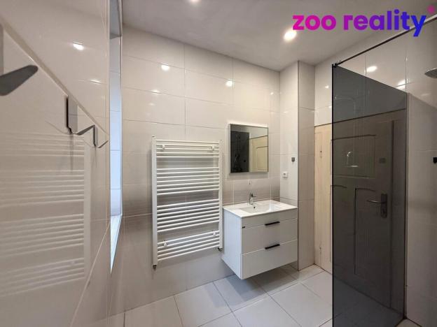 Pronájem bytu 2+1, Chomutov, Beethovenova, 61 m2