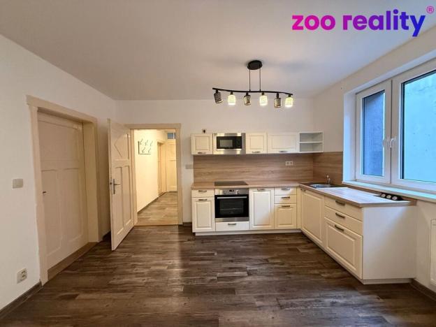 Pronájem bytu 2+1, Chomutov, Beethovenova, 61 m2