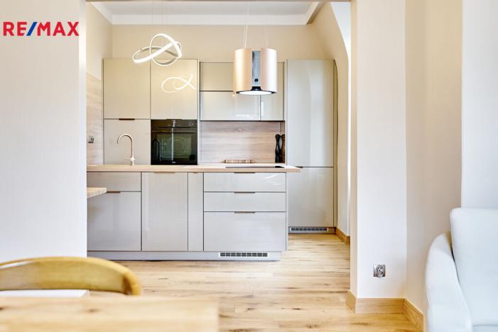 Prodej bytu 3+kk, Karlovy Vary, Sadová, 115 m2