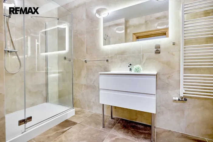 Prodej bytu 3+kk, Karlovy Vary, Sadová, 115 m2