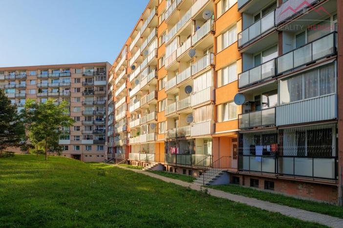 Pronájem bytu 2+1, Chomutov, Kundratická, 65 m2