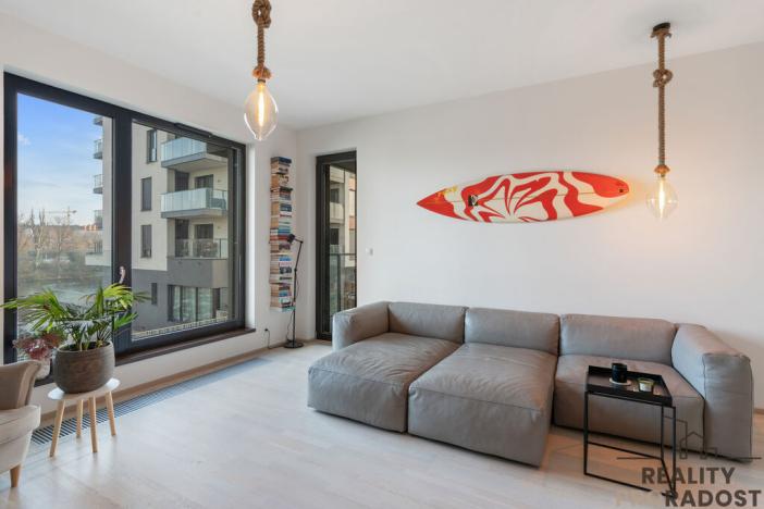 Pronájem bytu 2+kk, Praha - Holešovice, Sanderova, 65 m2