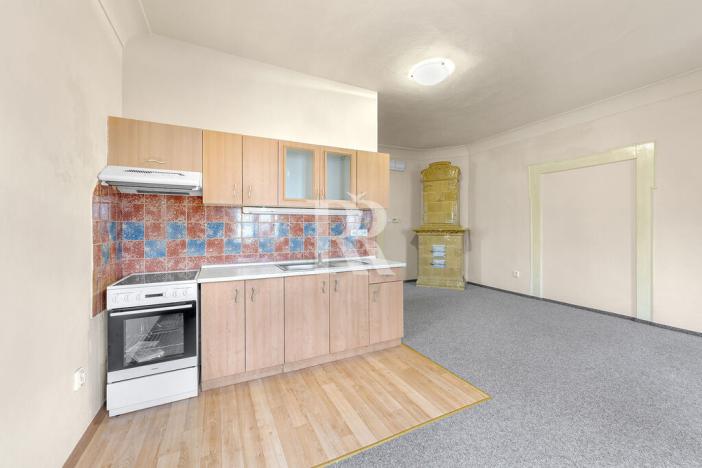 Prodej činžovního domu, Nový Bor, nám. Míru, 507 m2