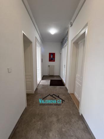 Pronájem kanceláře, Kroměříž, Kollárova, 93 m2