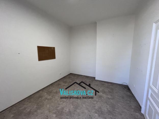 Pronájem kanceláře, Kroměříž, Kollárova, 93 m2