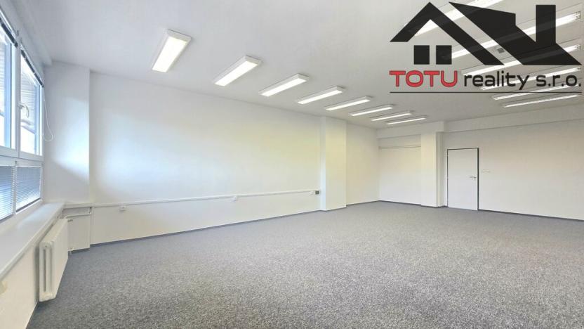 Pronájem kanceláře, Chrudim, Palackého třída, 61 m2