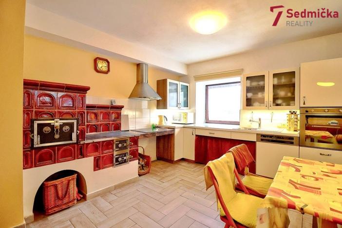 Prodej rodinného domu, Věcov, 318 m2