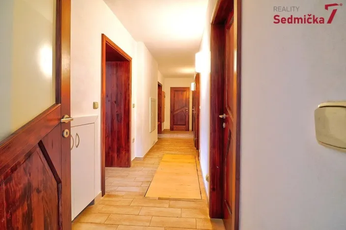 Prodej rodinného domu, Věcov, 318 m2