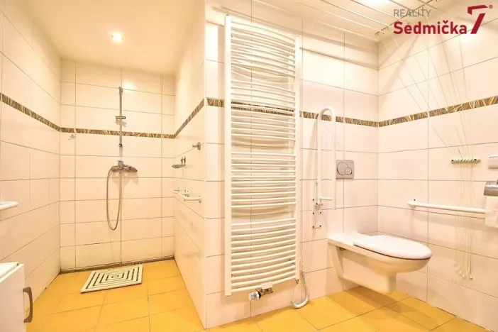 Prodej rodinného domu, Věcov, 318 m2