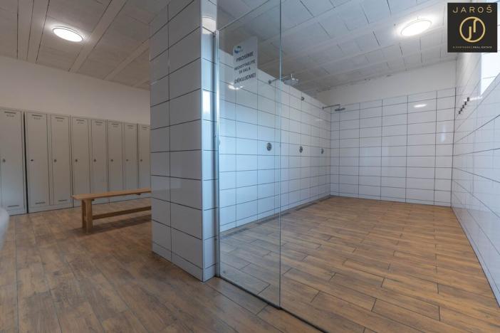 Pronájem kanceláře, Buštěhrad, Náměstí, 576 m2