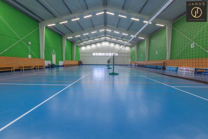 Pronájem kanceláře, Buštěhrad, Náměstí, 576 m2