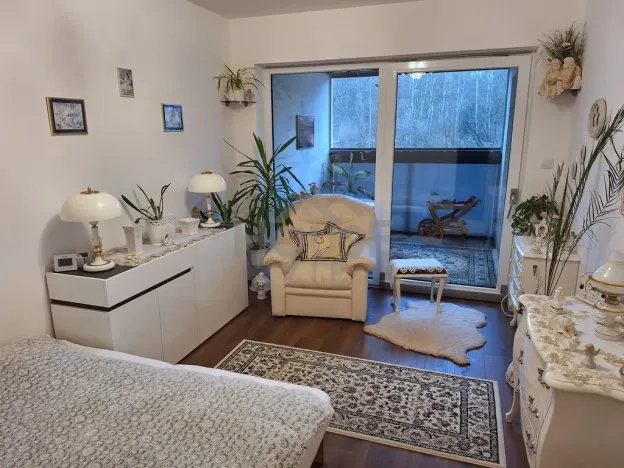 Prodej bytu 2+kk, Praha - Vysočany, Spojovací, 64 m2