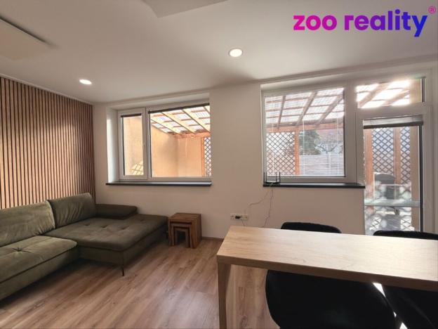 Pronájem bytu 2+kk, Chomutov, Maxima Gorkého, 45 m2