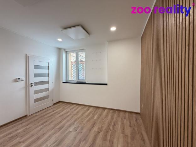 Pronájem bytu 2+kk, Chomutov, Maxima Gorkého, 45 m2