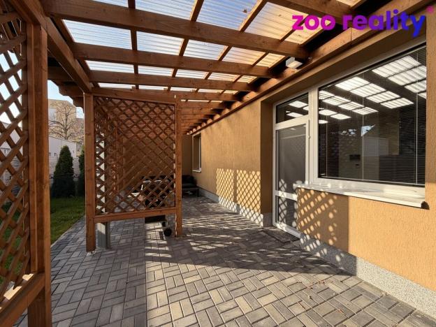 Pronájem bytu 2+kk, Chomutov, Maxima Gorkého, 45 m2