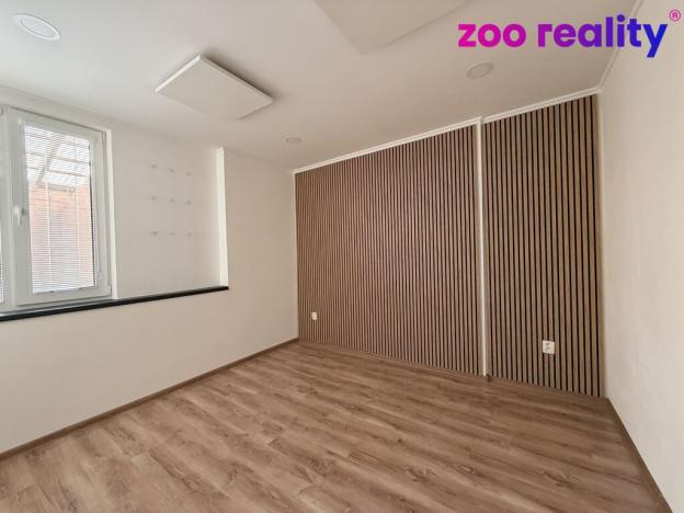 Pronájem bytu 2+kk, Chomutov, Maxima Gorkého, 45 m2