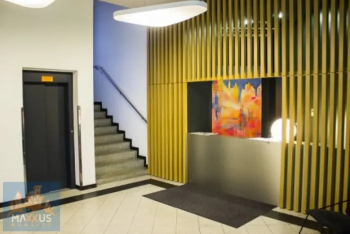 Pronájem kanceláře, Praha - Karlín, Sokolovská, 150 m2