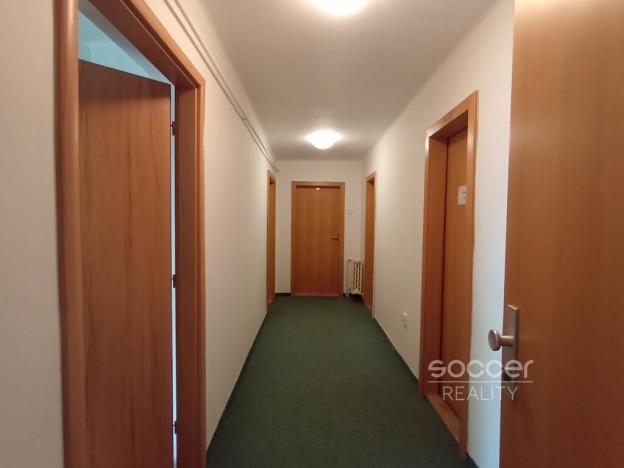 Pronájem kanceláře, Praha - Bubeneč, Na Zátorce, 27 m2