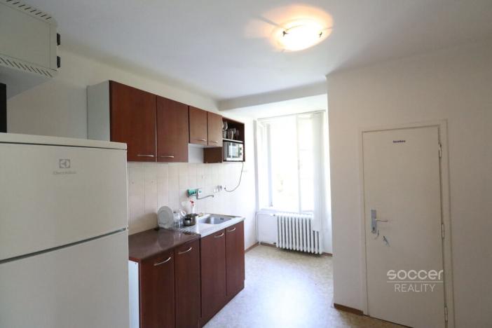 Pronájem kanceláře, Praha - Bubeneč, Na Zátorce, 27 m2