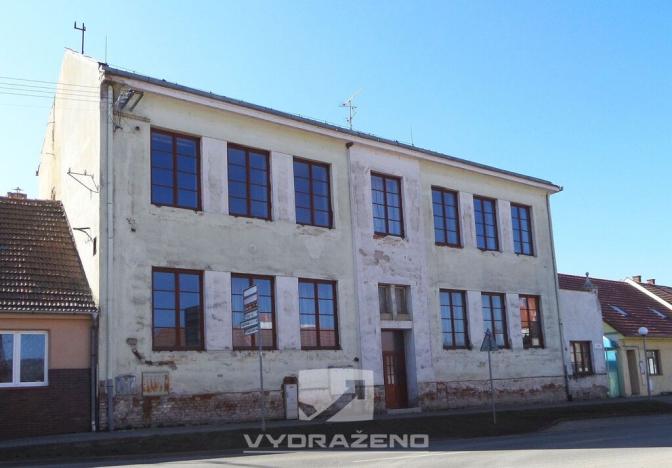 Prodej obchodního prostoru, Dolní Kounice, Hlavní, 400 m2