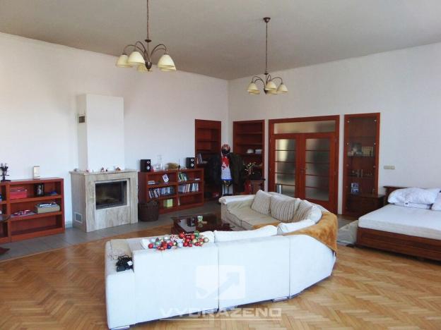 Prodej obchodního prostoru, Dolní Kounice, Hlavní, 400 m2