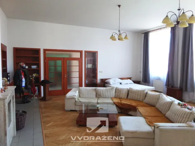 Prodej rodinného domu, Dolní Kounice, Hlavní, 400 m2