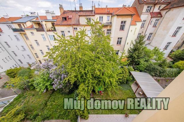 Pronájem bytu 2+kk, Praha - Smíchov, U Santošky, 50 m2