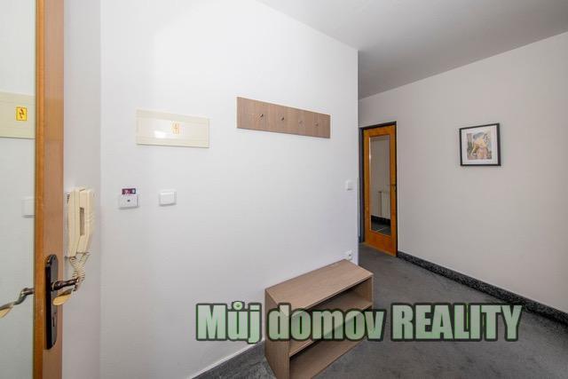 Pronájem bytu 2+kk, Praha - Smíchov, U Santošky, 50 m2