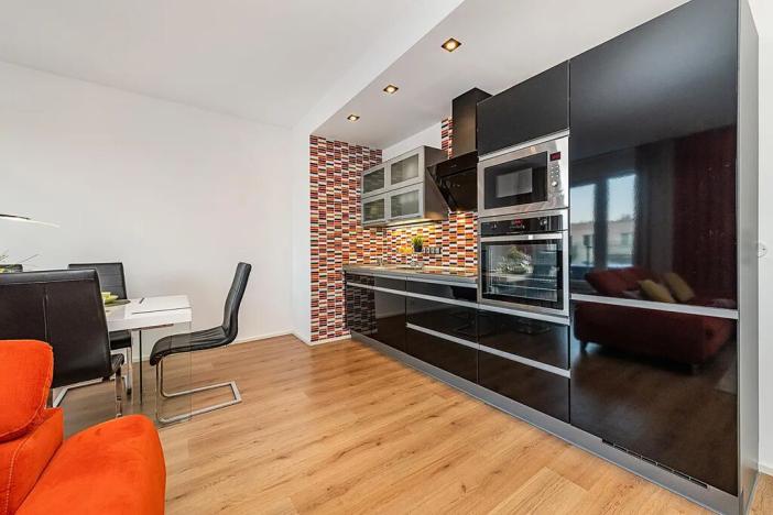 Pronájem bytu 2+kk, Praha - Hlubočepy, Silurská, 81 m2