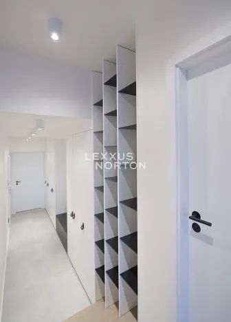 Pronájem bytu 2+kk, Praha - Vinohrady, náměstí Jiřího z Poděbrad, 60 m2