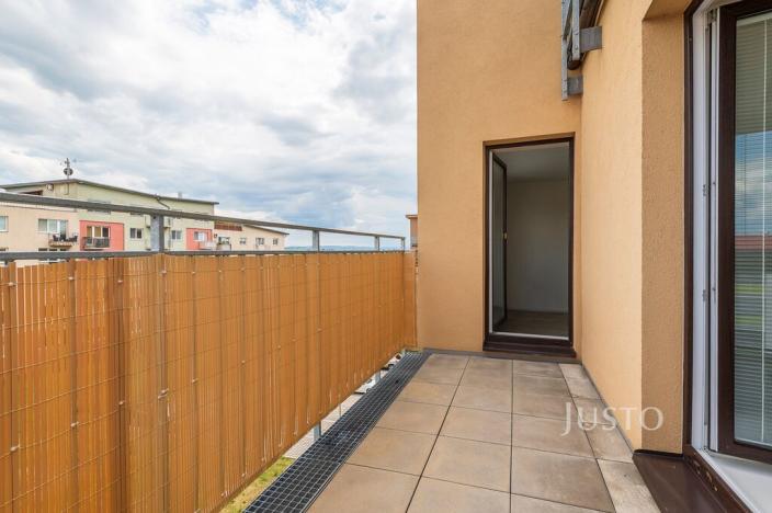 Pronájem bytu 2+kk, Uherské Hradiště, Jabloňová, 56 m2