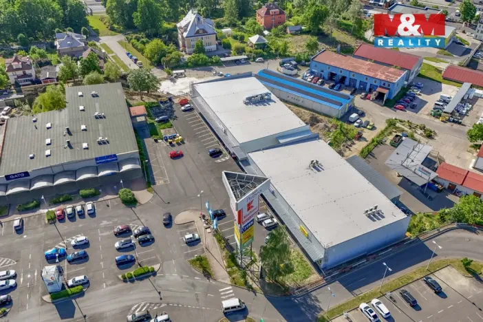 Pronájem skladu, Cheb, Karlova, 2200 m2
