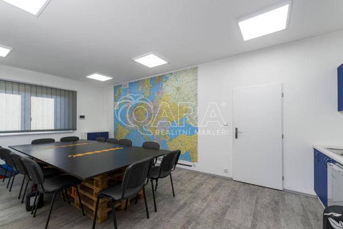 Pronájem skladu, Kateřinice, 425 m2