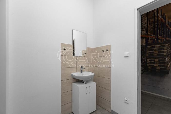 Pronájem skladu, Kateřinice, 425 m2