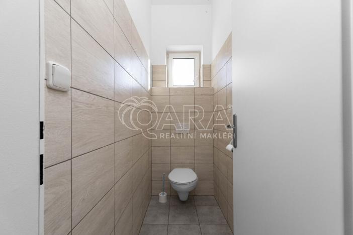 Pronájem skladu, Kateřinice, 425 m2