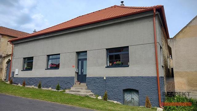 Prodej rodinného domu, Peruc - Stradonice, 235 m2