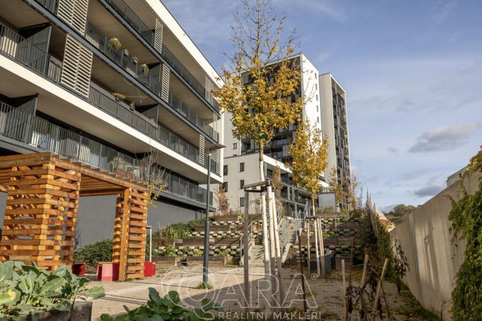 Pronájem bytu 3+kk, Praha - Modřany, Mezi vodami, 87 m2