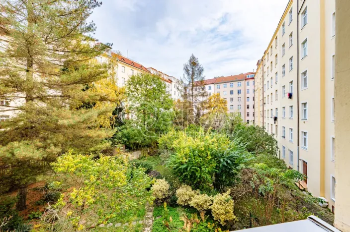 Pronájem bytu 2+kk, Praha - Vinohrady, Na Folimance, 53 m2